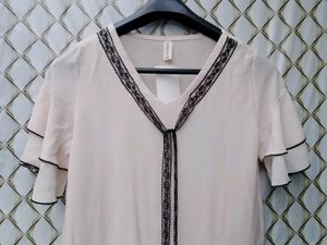 New With Tag Korean Elegant V-Neck Top