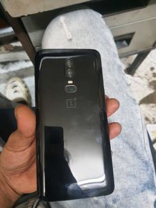 OnePlus 6 - Great Condition