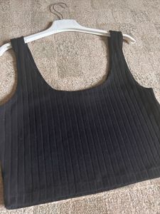 Black Ribbed Cropped Tank