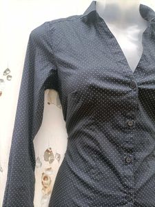 H&amp;M Office Siren Shirt