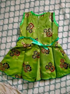 Beautiful baby frock for 3 to 6 months