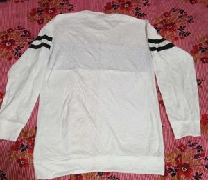 Trendy White &amp; Blue Long Sleeve tshirt