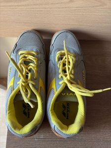 Nivia Grey Non Marking Sport Shoes