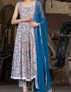 Floral Print Kurta with Dupatta