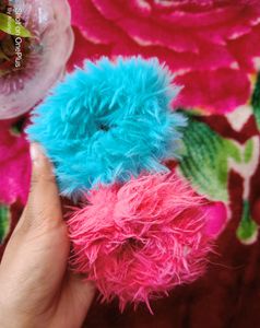 Woman Pink &amp; Blue Scrunchies