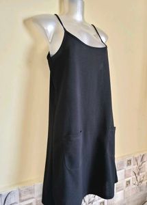 Size M/L🎁Buy 2 Get 1 Free🎁Black Slip Dress
