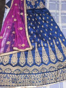 Elegant Blue &amp; Gold lahenga
