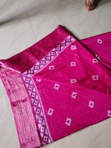 Beautiful 😍 rose 💕 colour saree 😘