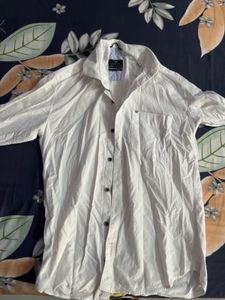 men white cotton shirt