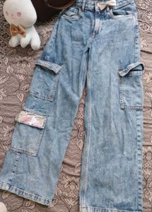 Girl's Light Wash Cargo Jeans