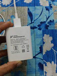 vivo 33w flash charger with cable