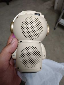 New Astronaut Bluetooth Speaker