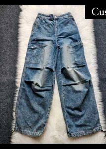 Wide Leg Cargo Jeans