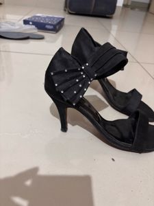 Gorgeous Black Heels For Sale!
