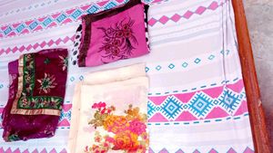 3sareeFloral &amp; Polka Dot Fabric Bundle