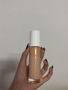kay beauty Flawless Finish Foundation
