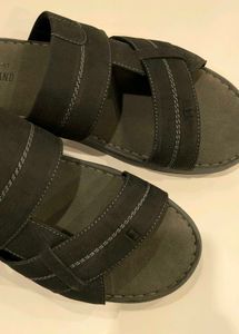 Woodland Leather Slipper Size 6/7/8/9/10/11