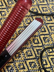 Brand New Hair Crimper