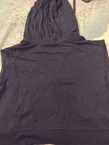 Black Crop Top (Workout/casual)