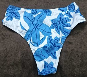 Floral Bikini 💚34Bottom