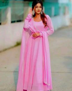 Elegant Pink Kurta Set