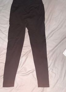 Urbanic Butt Scrunch Tights (V Shape In Front)