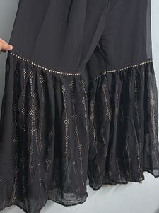 Women Sequinned Kurti With Sharara,Dupatta&amp;Sleeves