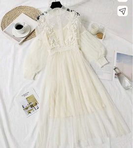 Elegant White Lace Dress