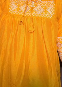 top tunic yellow