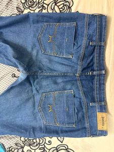 Roadster Ripped Knee Jeans