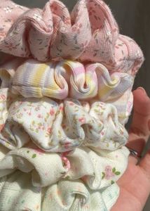 Scrunchies pack 3 hair tie