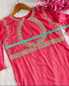 Red tone embroidered kurta