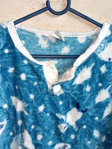 Ladies Fleece Top Upper Daily Wear Multicolour