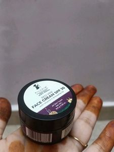 Pilgrim Red Wine Face Cream With Spf 30