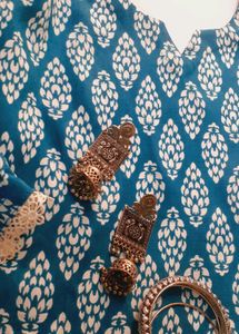 Elegant Blue Printed Short Kurti