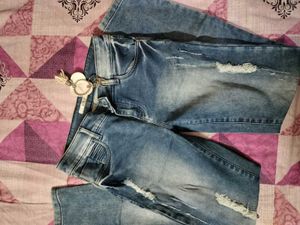 Skinny jeans