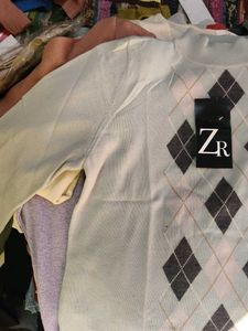 Argyle Pattern Knit Top