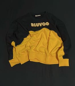 Oversized Sweatshirt.