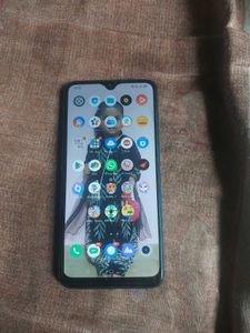 Realme 5 Pro + Free Display