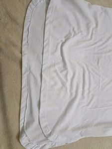 Plain White Tshirt With Up And Down Style An
