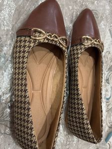 Brown Houndstooth Ballerinas