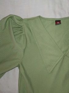 Cute Green Collared Crop Top