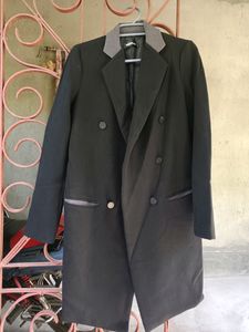 Branded New Beautiful Coat For Women 🖤🖤🖤