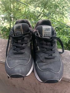 New Balance 574 Classic Shoes