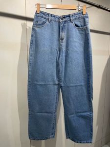 Wide Leg Jeans - Light Wash