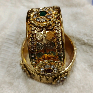 Pair Big Traditional kada bangle