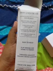 Face Ice Roller And Shampoo
