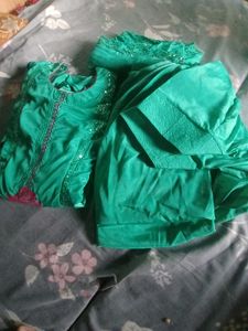 Full set Of  Salwar ,kameez And Duptta