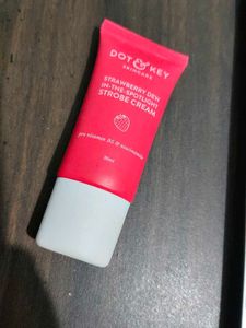 Dot & Key Strobe Cream