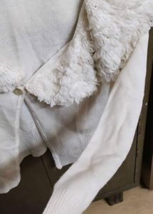 Ruffled Collar Cardigan